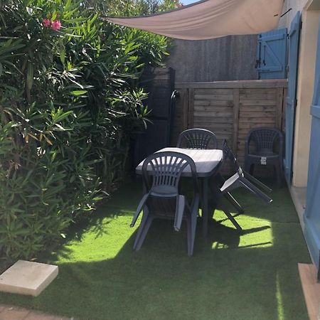סנט-מארי-לה-מר Villa Tim Avec Piscine Commune Et A Deux Pas De La Plage מראה חיצוני תמונה
